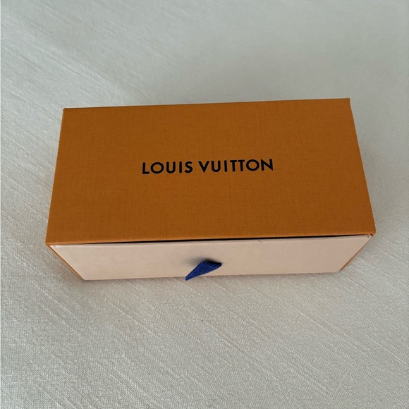 Louis Vuitton sunglasses (Brand new) - Picture 1 of 9